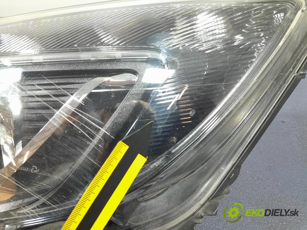 Opel Astra 2011 světlo Levý: 13253650