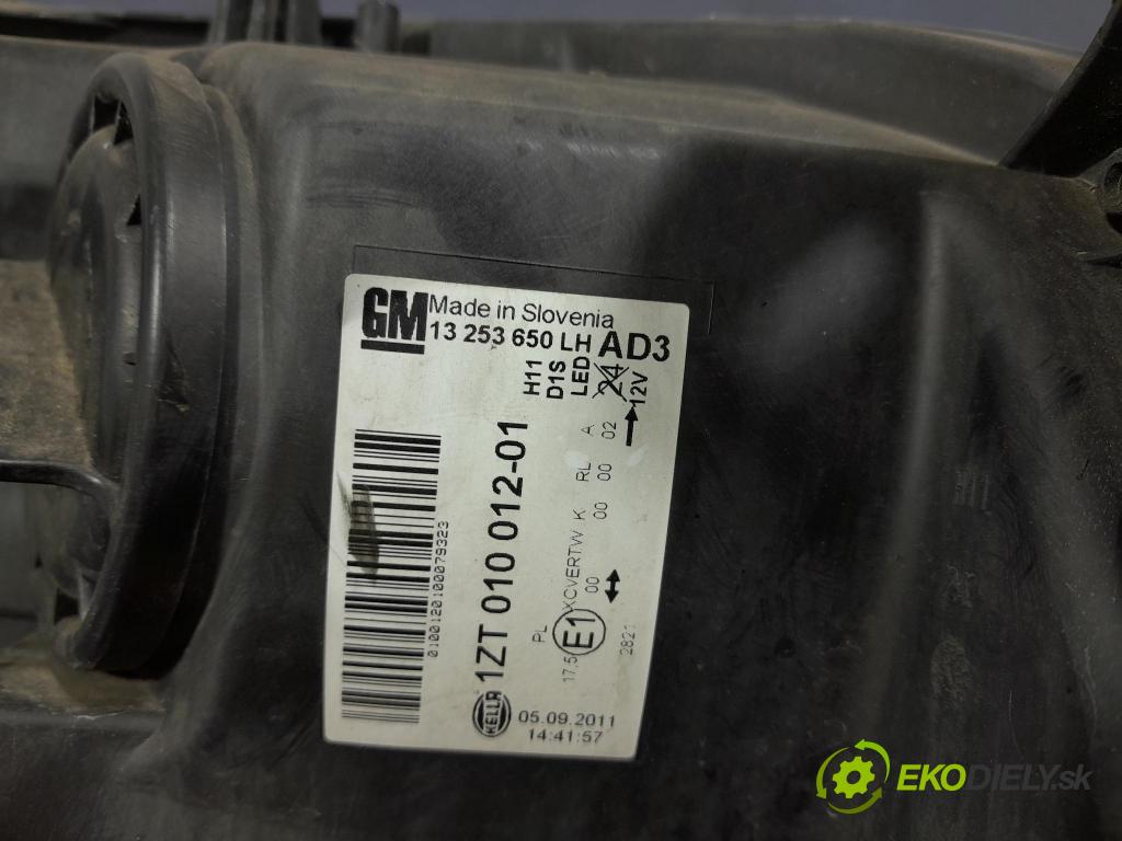 Opel Astra 2011 světlo Levý: 13253650
