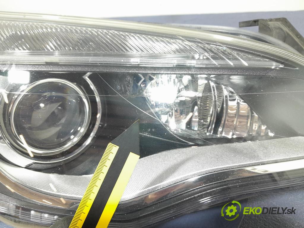 Opel Astra 2011 světlo v pravo: 13253651