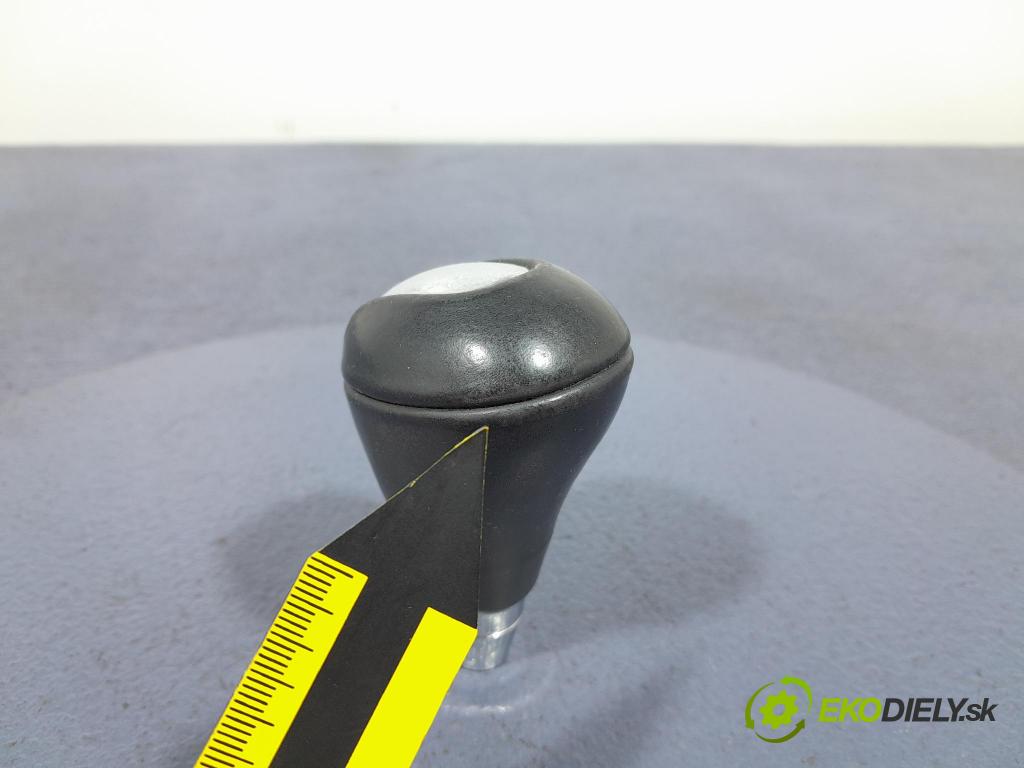 Lexus IS 2006 kulisa Změny Ozubené kola: