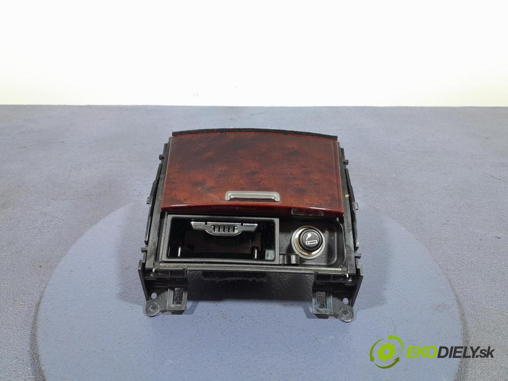 Lexus IS 2006 Popielniczka 1A421-032G