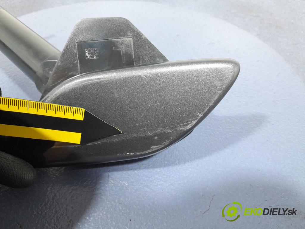 Opel Astra 2011 ostřikovač 13258407
