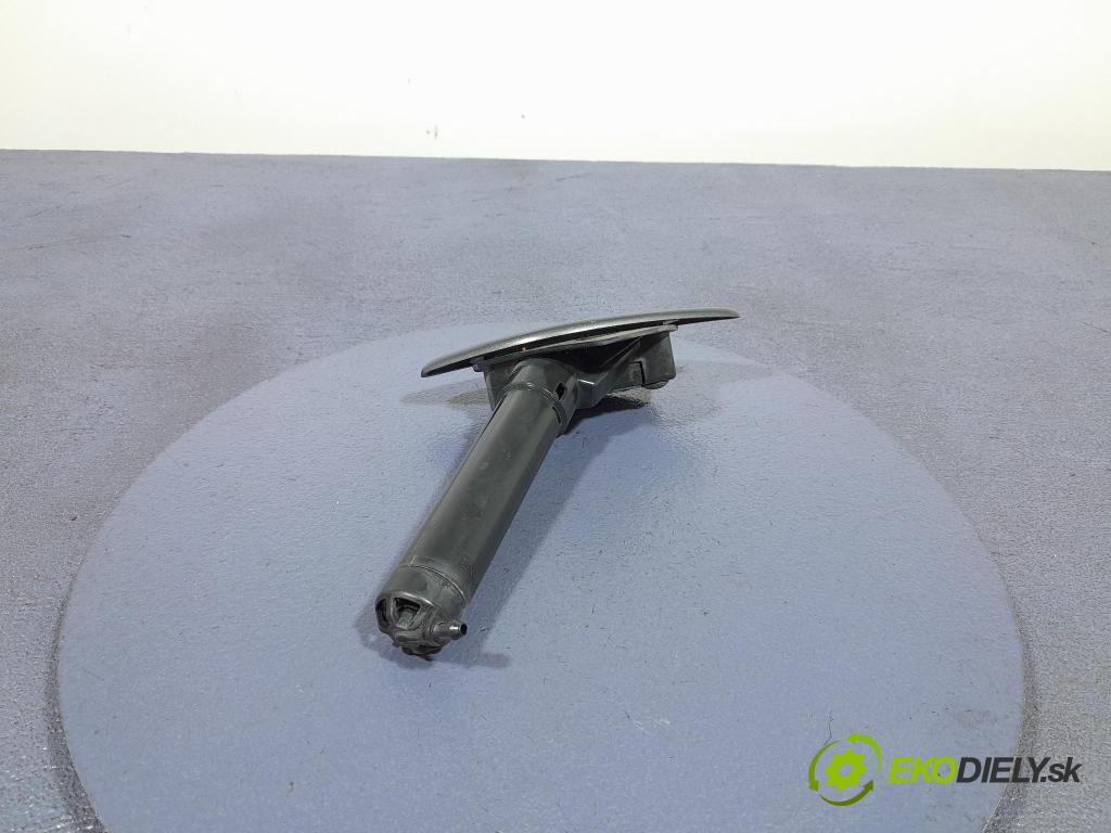 Opel Astra 2011 ostřikovač 13258408