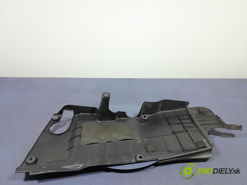 Lexus IS 2006 kryt Motor: 53796-53030