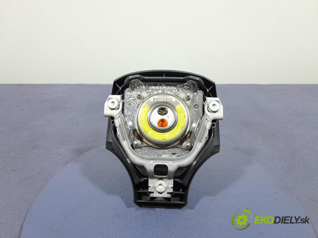 Lexus IS 2006 Airbag: Řidiči: x