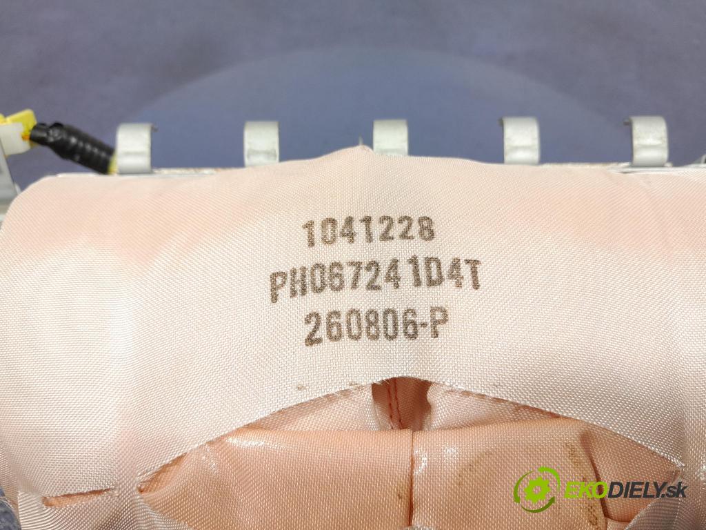 Lexus IS 2006 Airbag: Cestující: x 