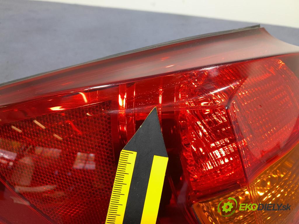 Lexus IS 2006 světlo Zad: levá Mimo: