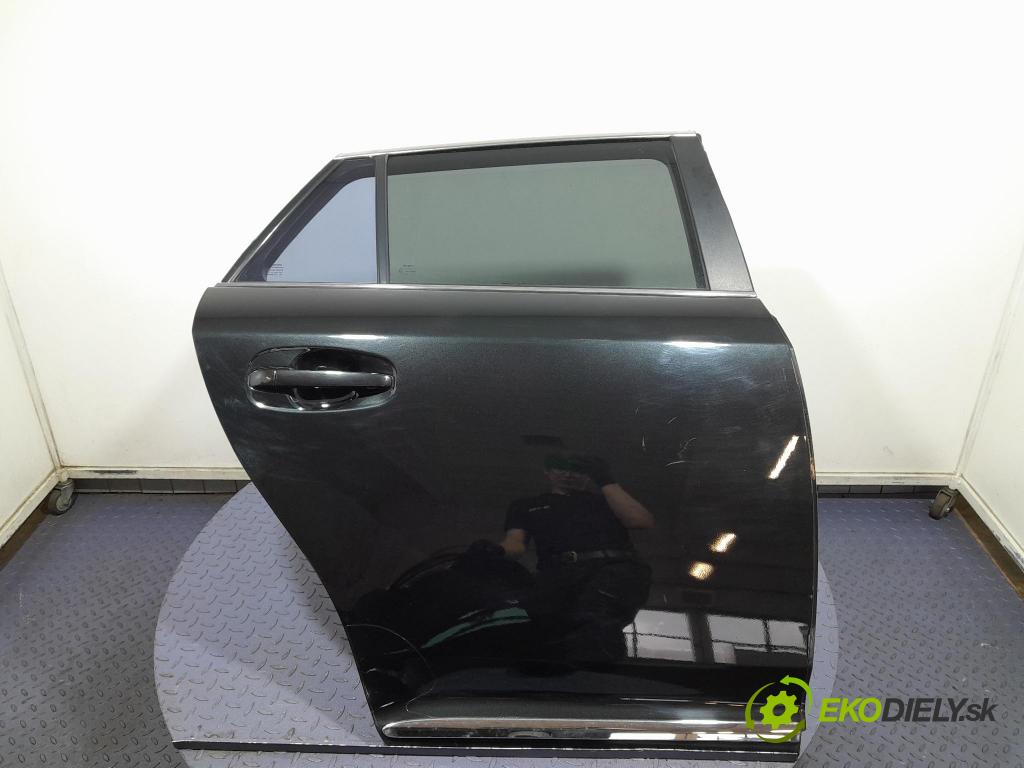 Toyota Avensis 2009 dveře Zad: prave