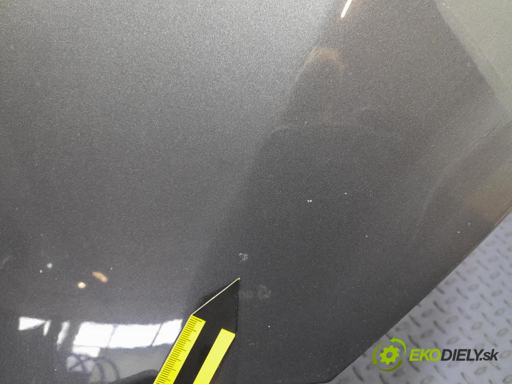 Opel Astra 2011 kapota přední: