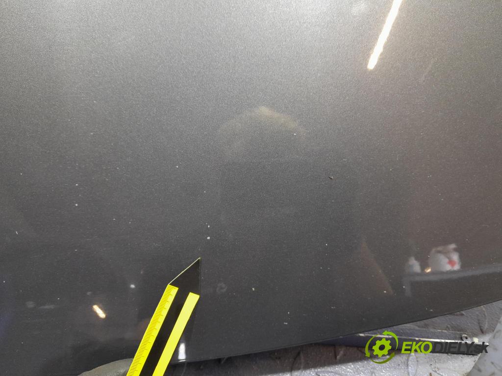 Opel Astra 2011 kapota přední: