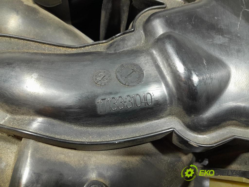 Lexus IS 2006 zvod Sanie: 17133-31040