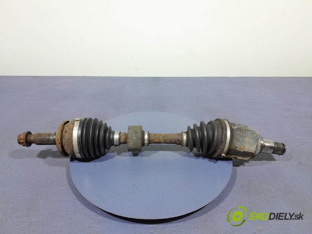 Toyota Avensis 2009 poloos ľavá Predné