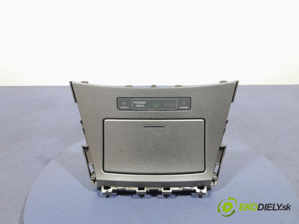 Toyota Avensis 2009 Popolník: 83950-05010