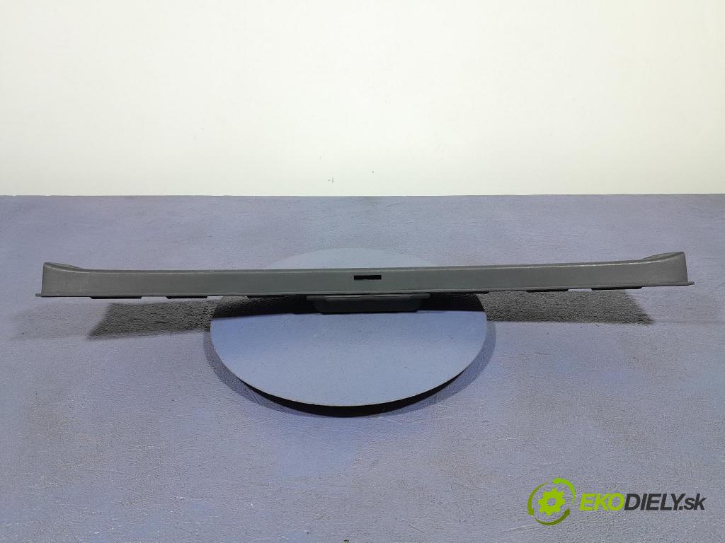 Toyota Avensis 2009 lišta kufra: 58387-05110