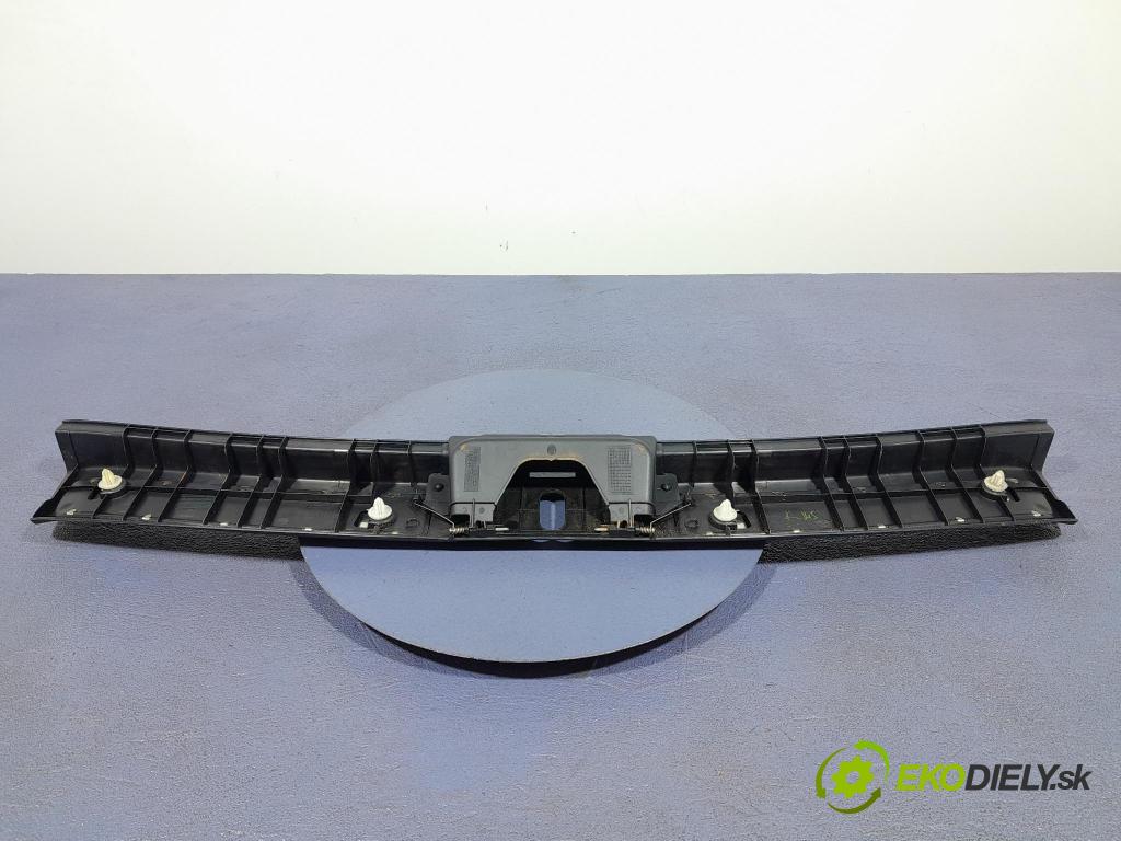 Toyota Avensis 2009 lišta kufra: 58387-05110