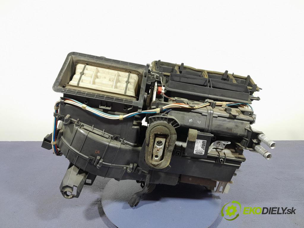 Toyota Avensis 2009 radiator 87050-02A00