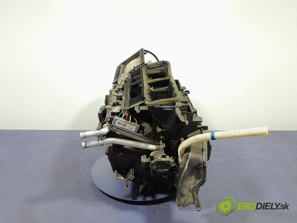 Toyota Avensis 2009 radiator 87050-02A00