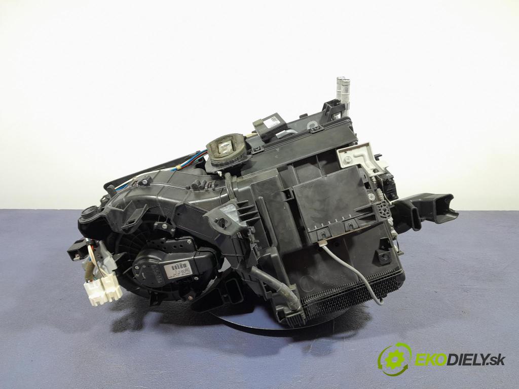 Toyota Avensis 2009 radiator 87050-02A00