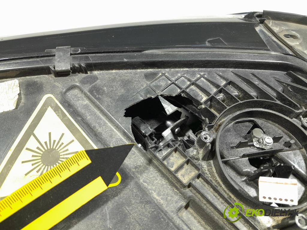 Bmw X7 2021 Reflektor: v pravo: 9481802
