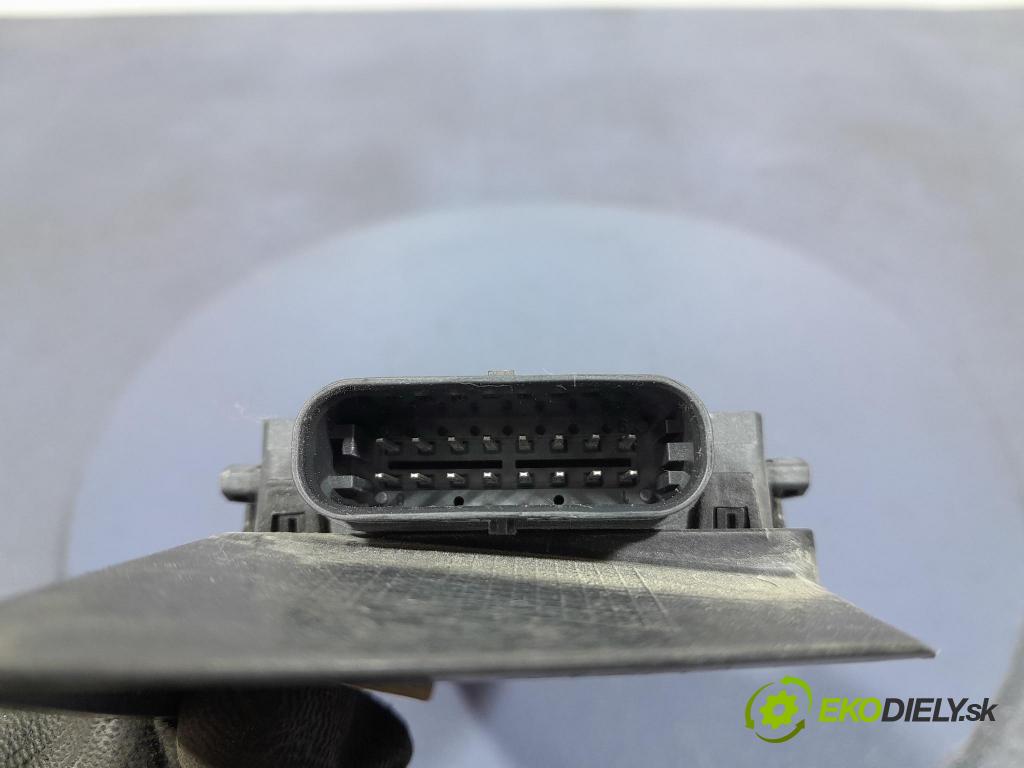 Bmw X7 2021 Radar: 5A1BCD8