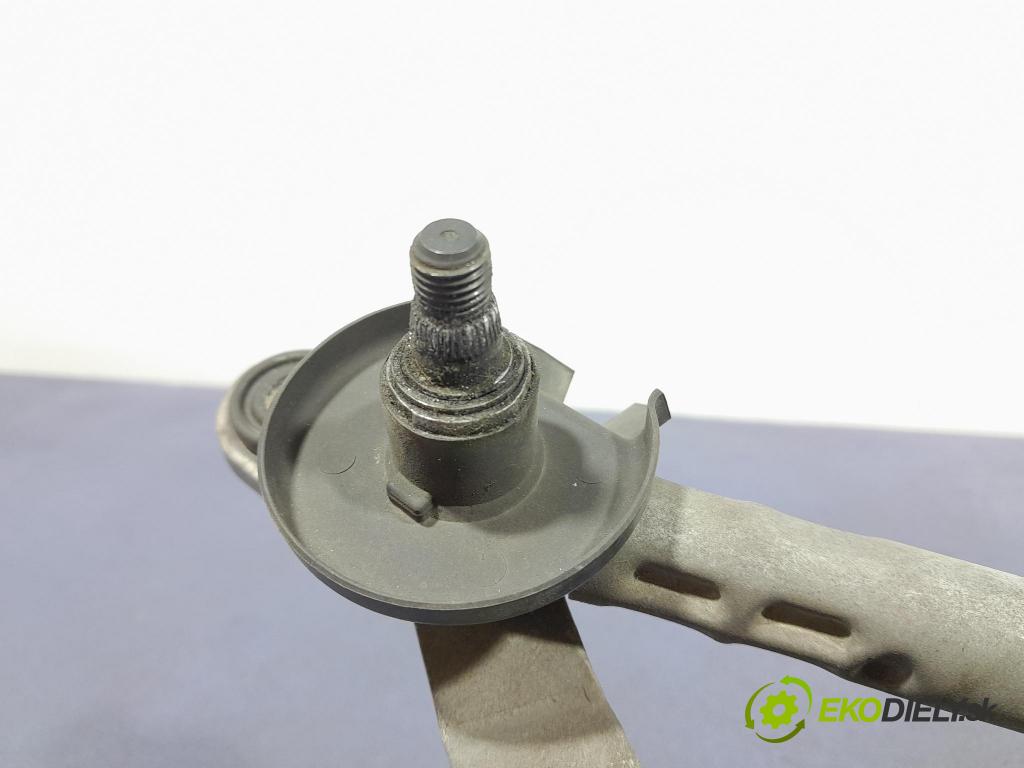 Toyota Avensis 2009 mechanizmus motor: Stierače: Predné 85110-05070-A