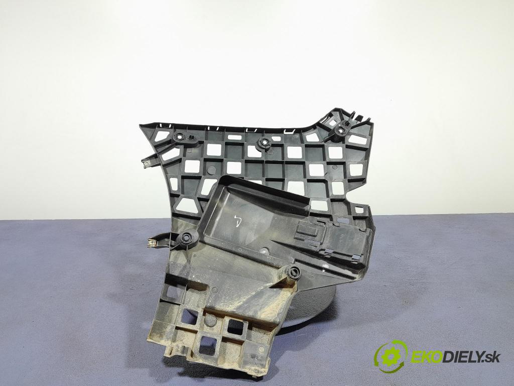 Bmw X7 2021 Upevnenie: narazník 8069904