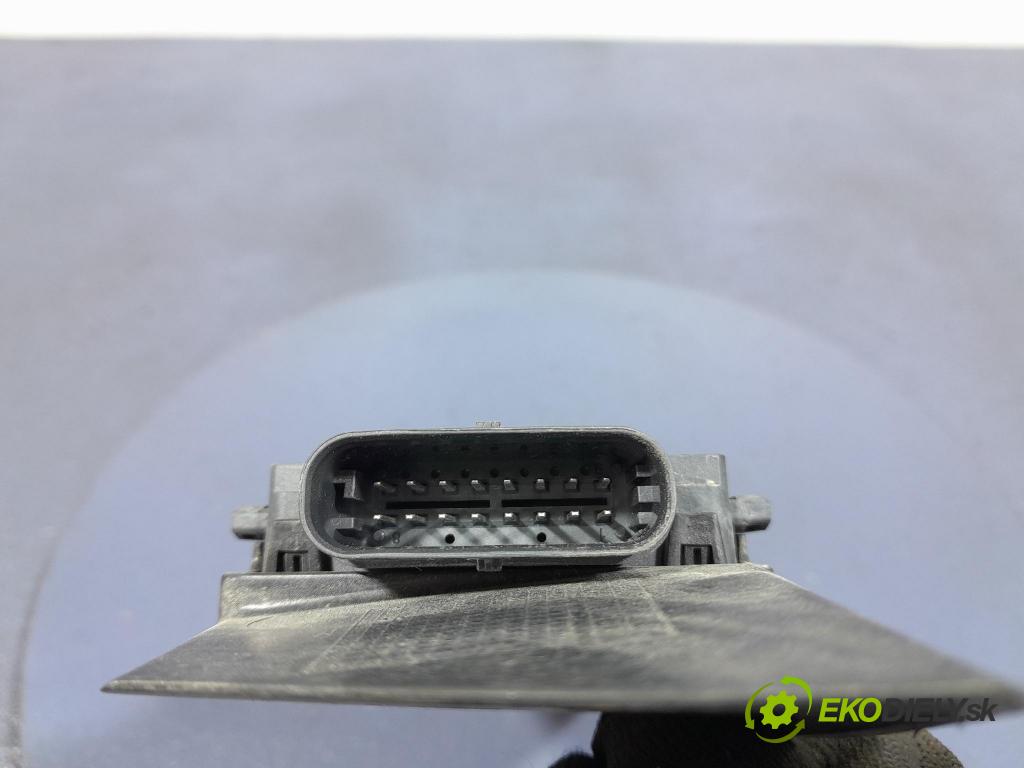 Bmw X7 2021 Radar: 5A1BCD8