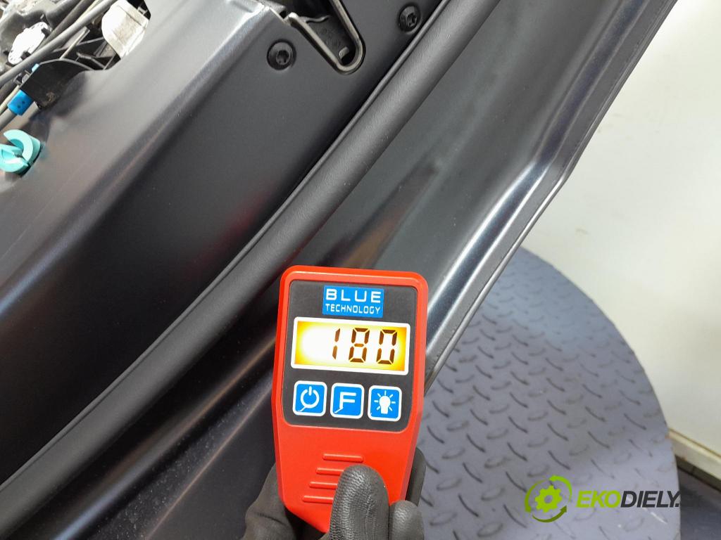 Bmw X7 2021 dveře před prave
