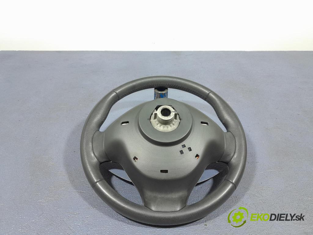 Renault Captur 2013 volant 985105453R