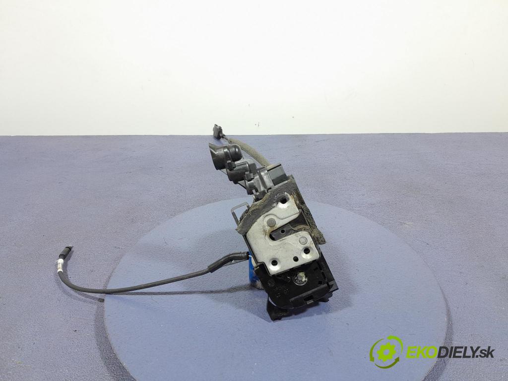 Renault Captur 2013 zámok dvere Predné Vľavo: 805014463R