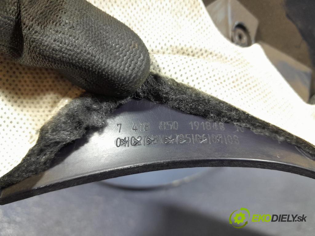 Bmw X7 2021 kryt Plast: Interiéry: 7418850