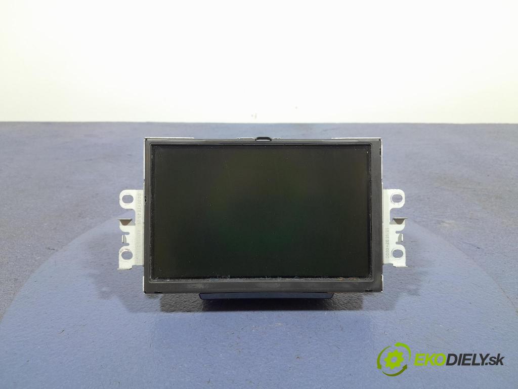 Volvo V40 2014 Zobrazit: Rádio: / GPS 31350814