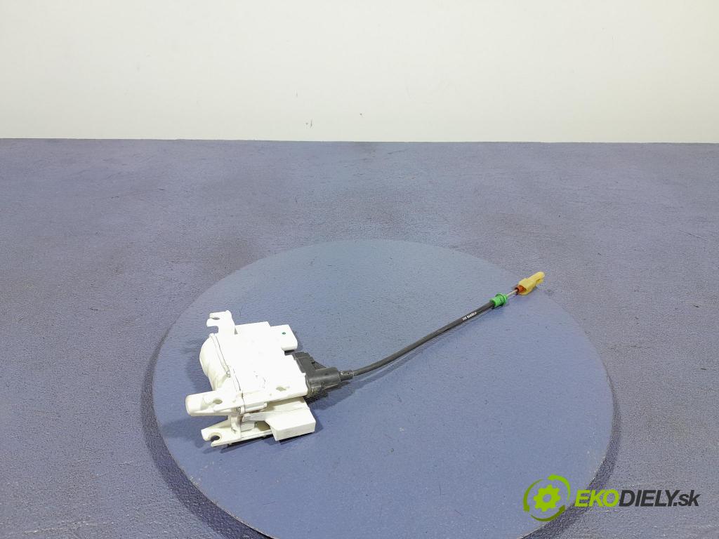 Bmw X7 2021 zámok dvere Predné Vľavo: 7444677