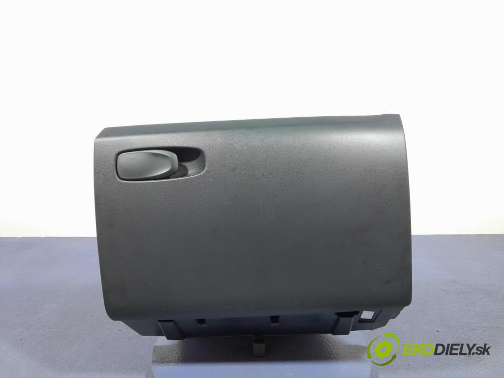 Volvo V40 2014 kastlík 8632803