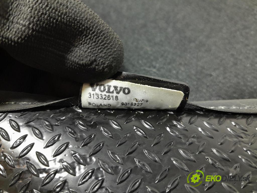 Volvo V40 2014 koberec do auta 31291050