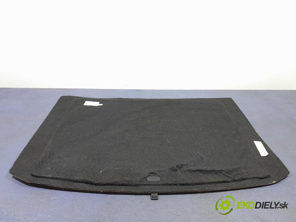 Volvo V40 2014 koberec do auta 31291050