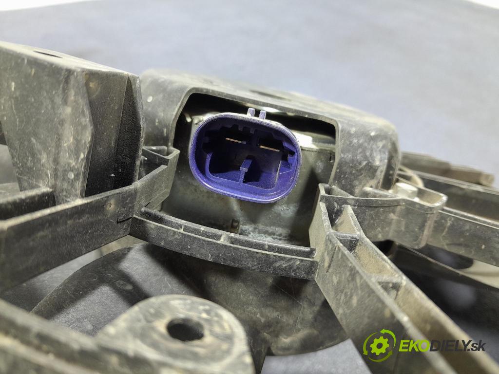 Renault Captur 2013 Ventilátor Chladič: 214816812R