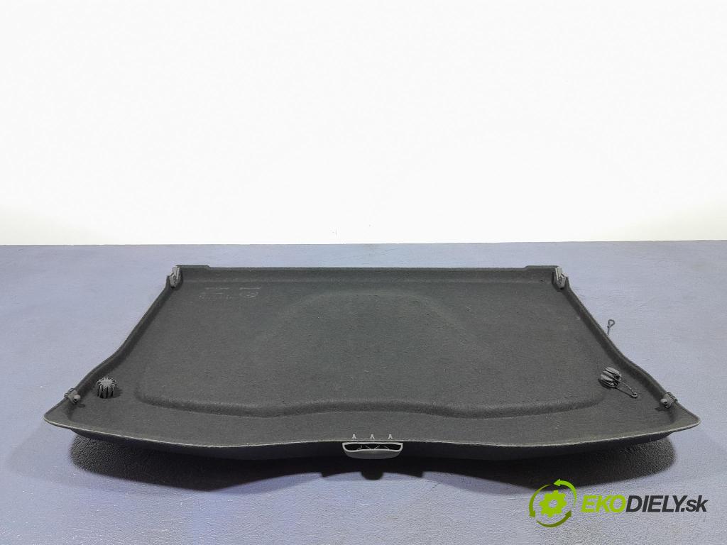 Volvo V40 2014 pláto kufr