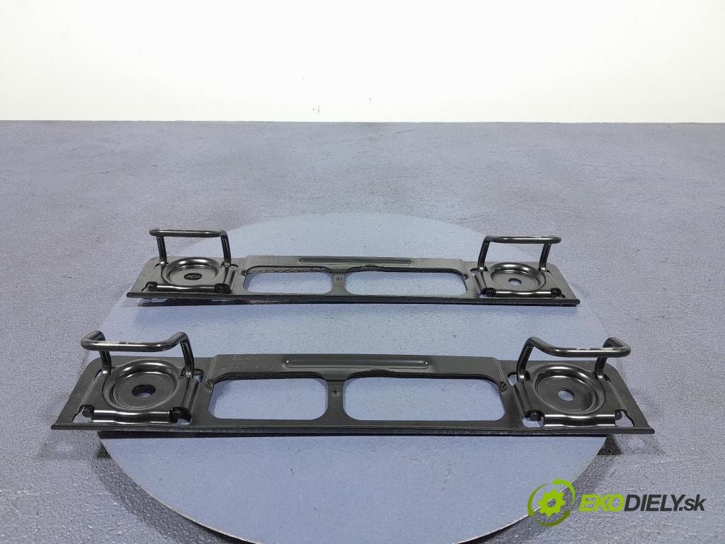 Volvo V40 2014 Sedadlo zadní 06815557