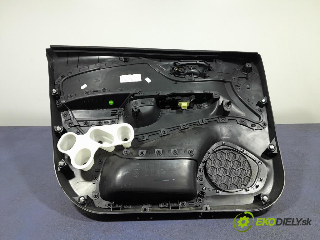 Renault Captur 2013 Tapacír: dveře před Práva: