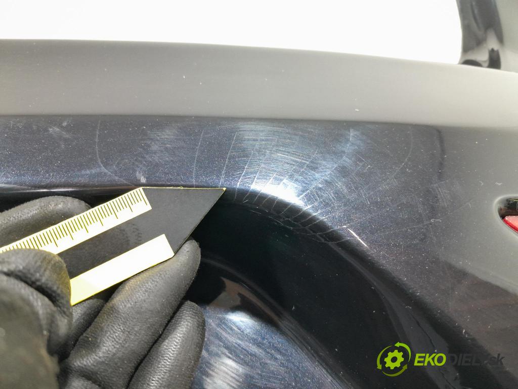 Volvo V40 2014 nárazník Zad: