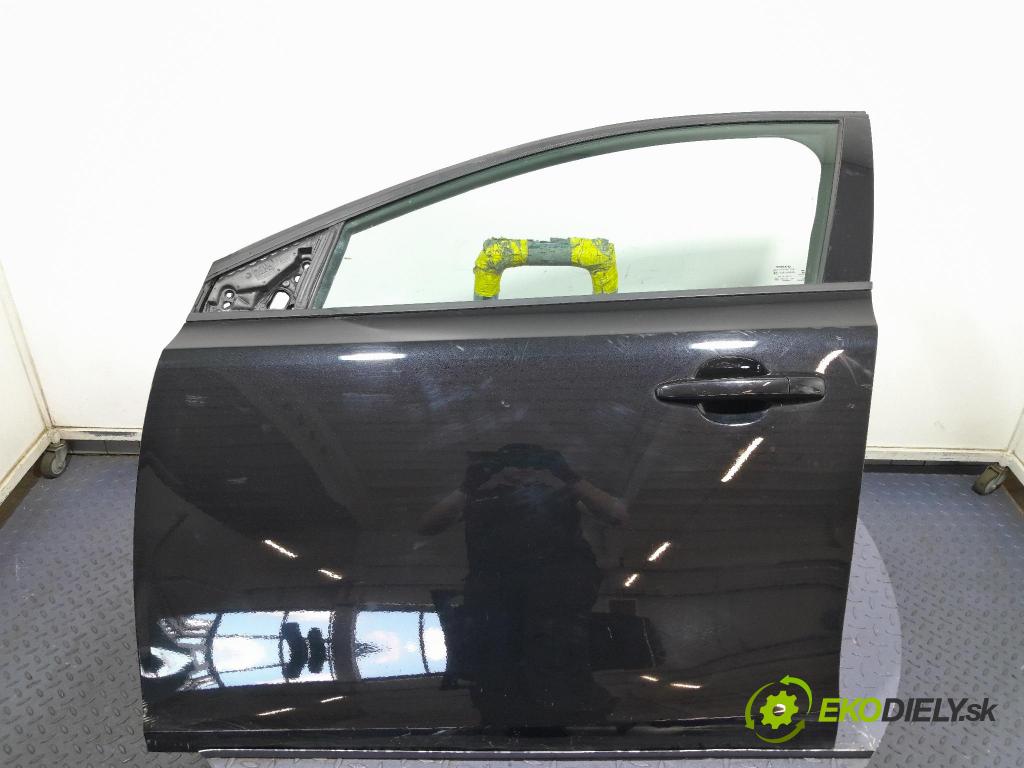Volvo V40 2014 dvere Predné Vľavo: