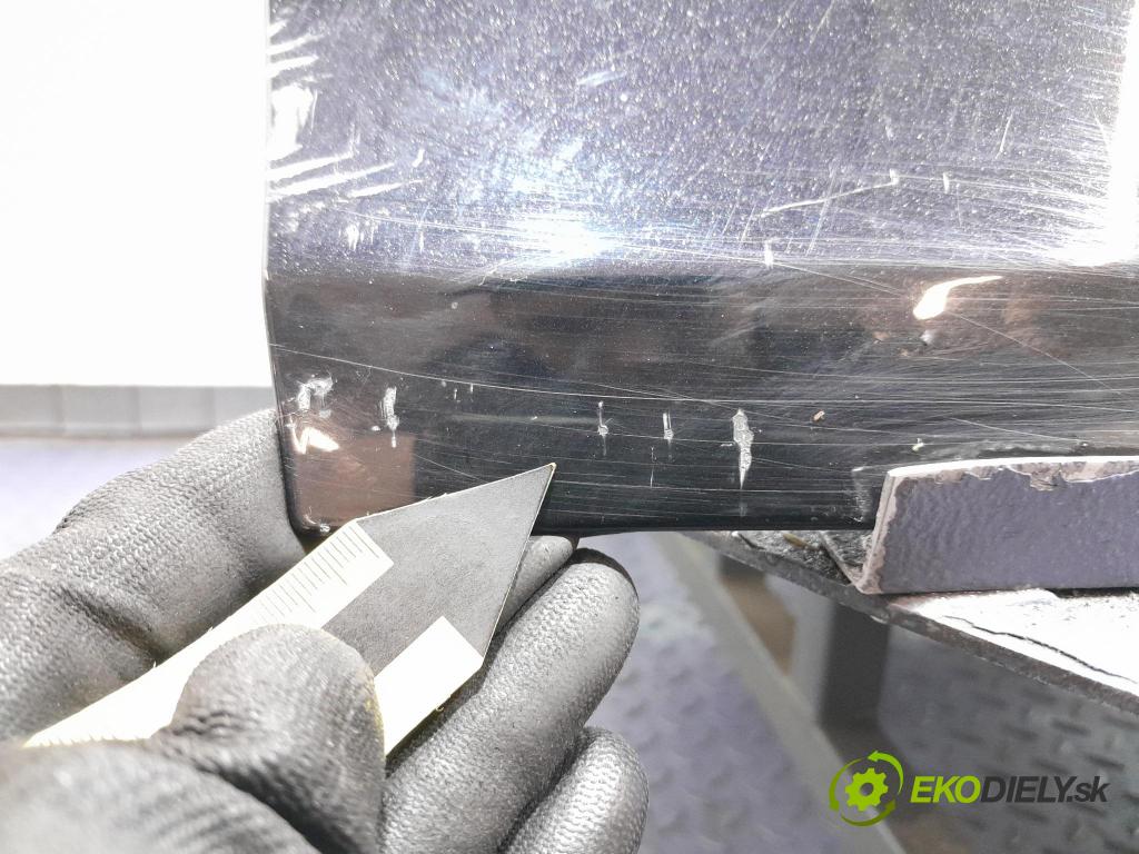 Volvo V40 2014 dvere Predné Vľavo: