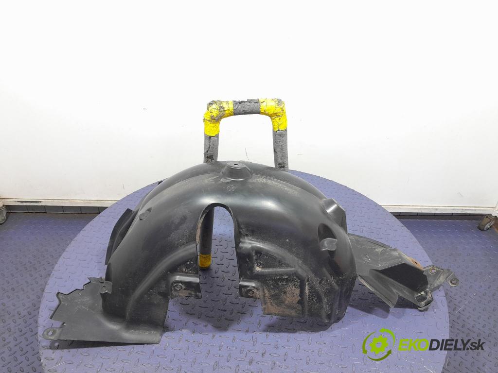 Renault Captur 2013 blatník: plastický: Zad: 767496800R