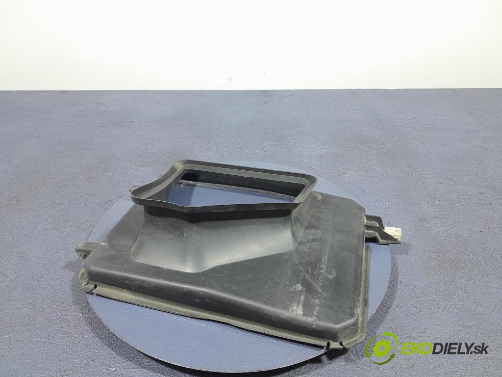 Bmw X7 2021 Vstup: Vzduch: 8070208