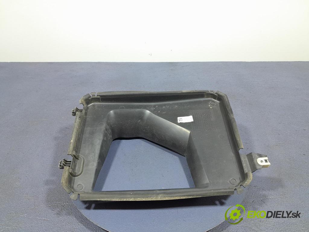 Bmw X7 2021 Vstup: Vzduch: 8070208