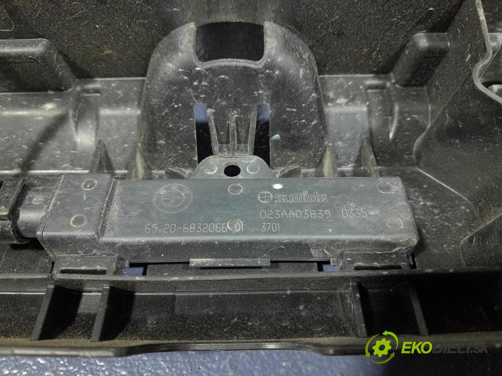 Bmw X7 2021 Upevnění: narazník 7420658