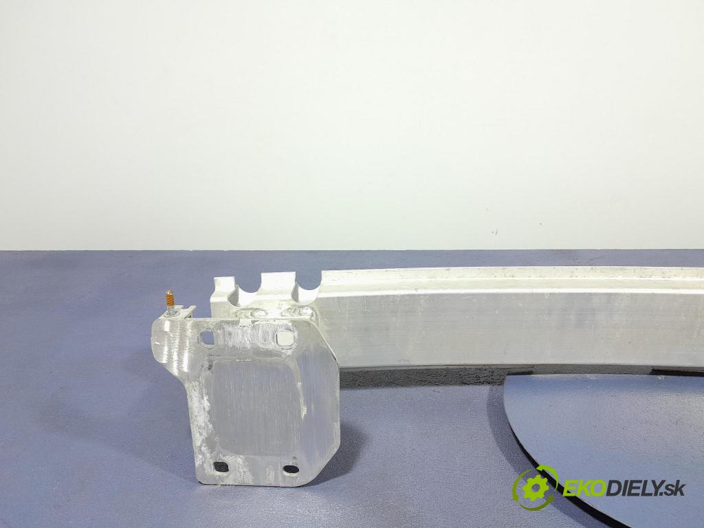 Bmw X7 2021 výztuha narazník Zad: