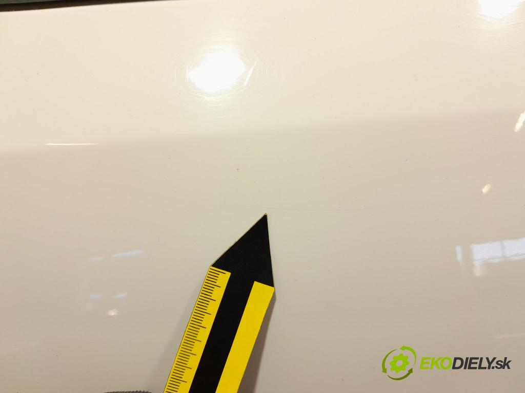 Renault Captur 2013 zadní dveře kufra: kufr