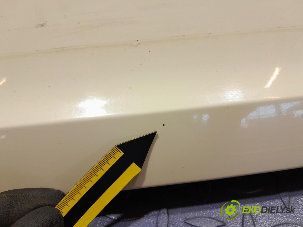 Renault Captur 2013 zadní dveře kufra: kufr